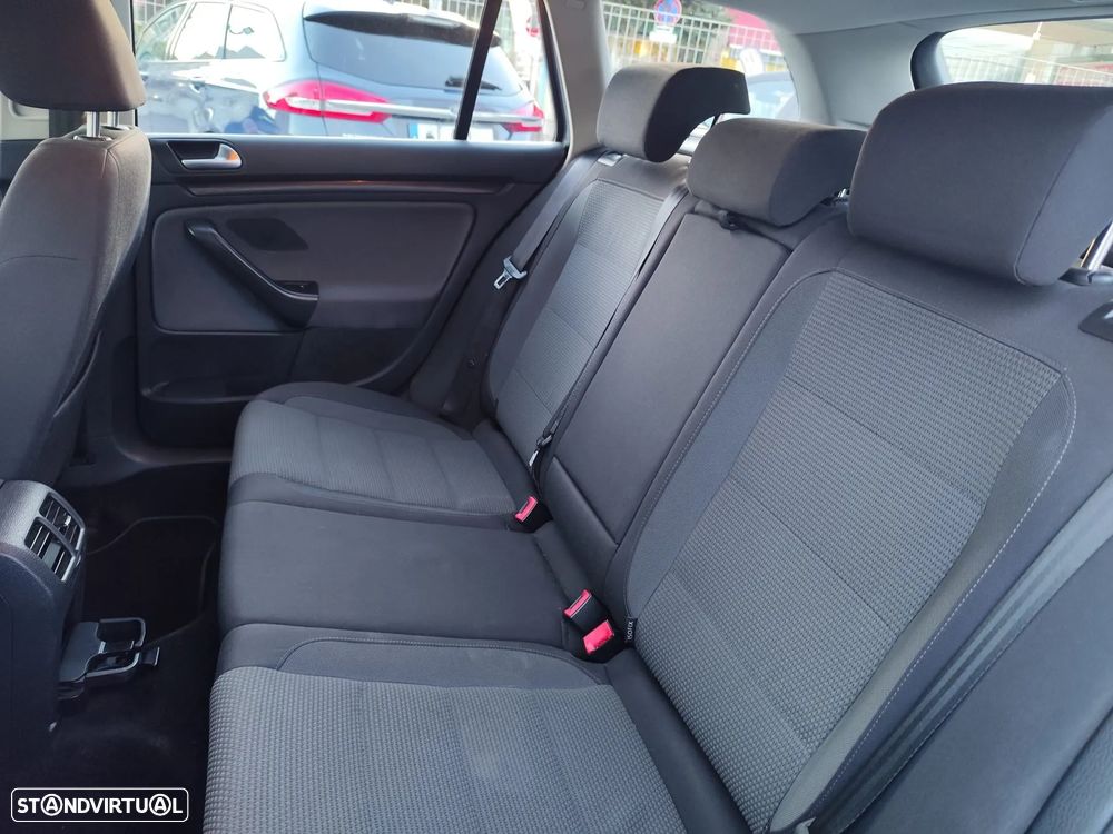 VW Golf Variant 1.6 TDi Trendline Pack - 14