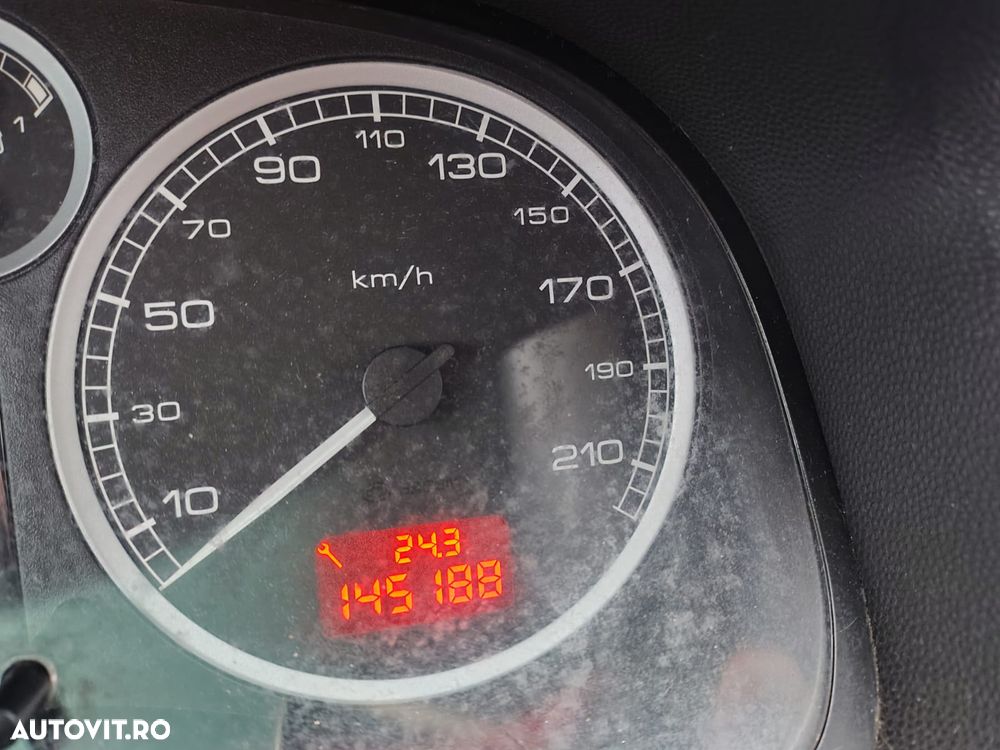 Peugeot 307 1.4HDi XR - 11