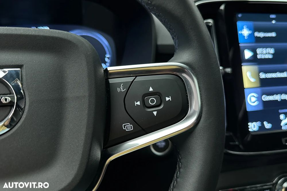Volvo XC 40 - 18
