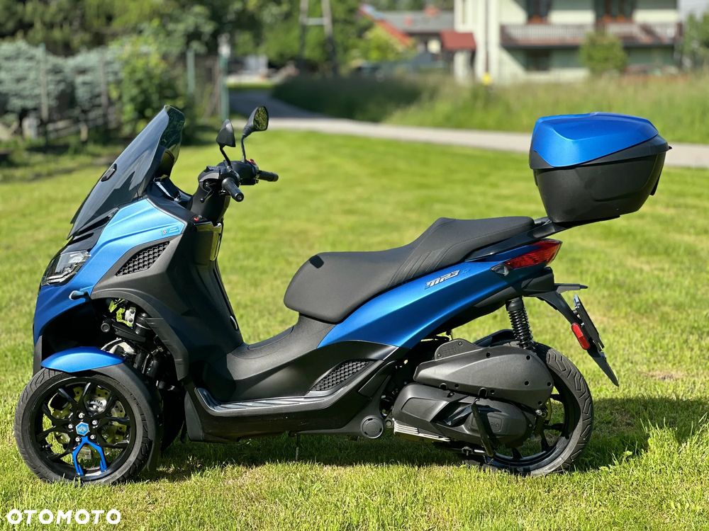 Piaggio MP-3 - 25