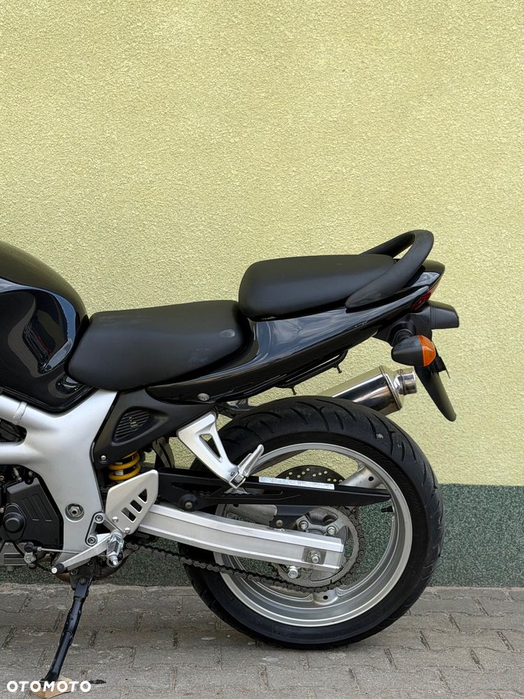 Suzuki SV - 23
