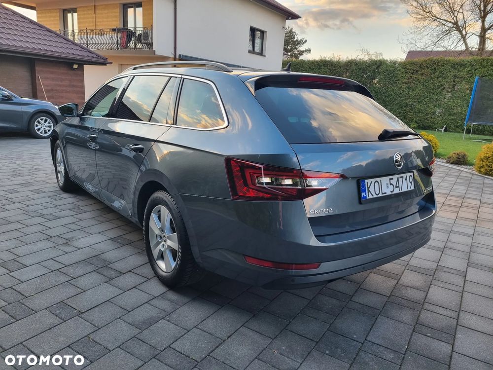 Skoda Superb 1.6 TDI DSG Style - 5