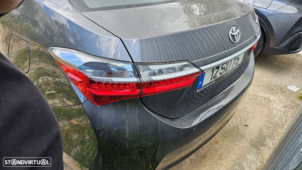 Toyota Corolla 1.33 VVT-i Exclusive - 4