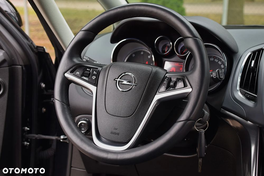 Opel Zafira Tourer 2.0 CDTI Automatik Innovation - 28