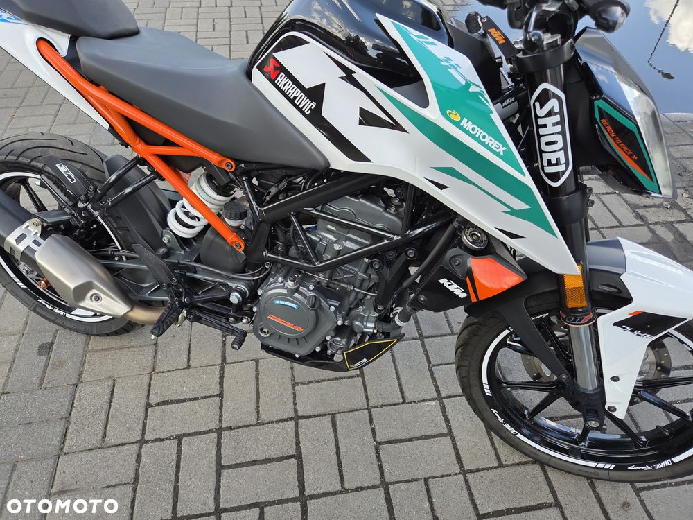 KTM Duke 125 - 17