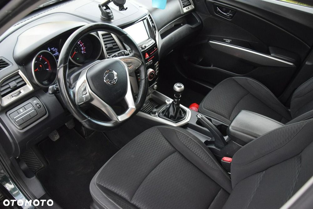 SsangYong/KGM Tivoli e-XDi 160 2WD Sapphire - 19