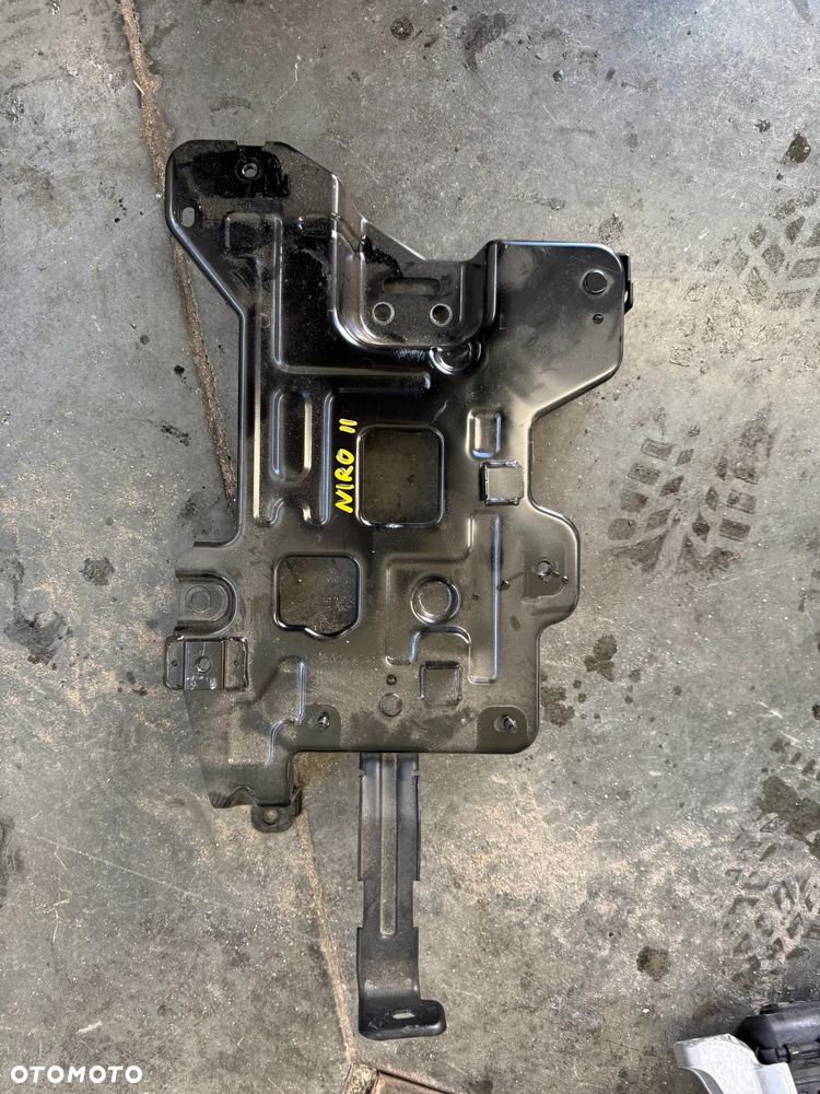 Podstawa akumulatora inwentera Kia Niro II - 1