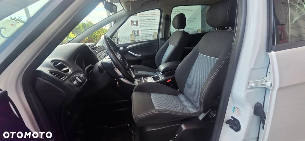 Ford S-Max 2.0 TDCi DPF Business Edition - 31