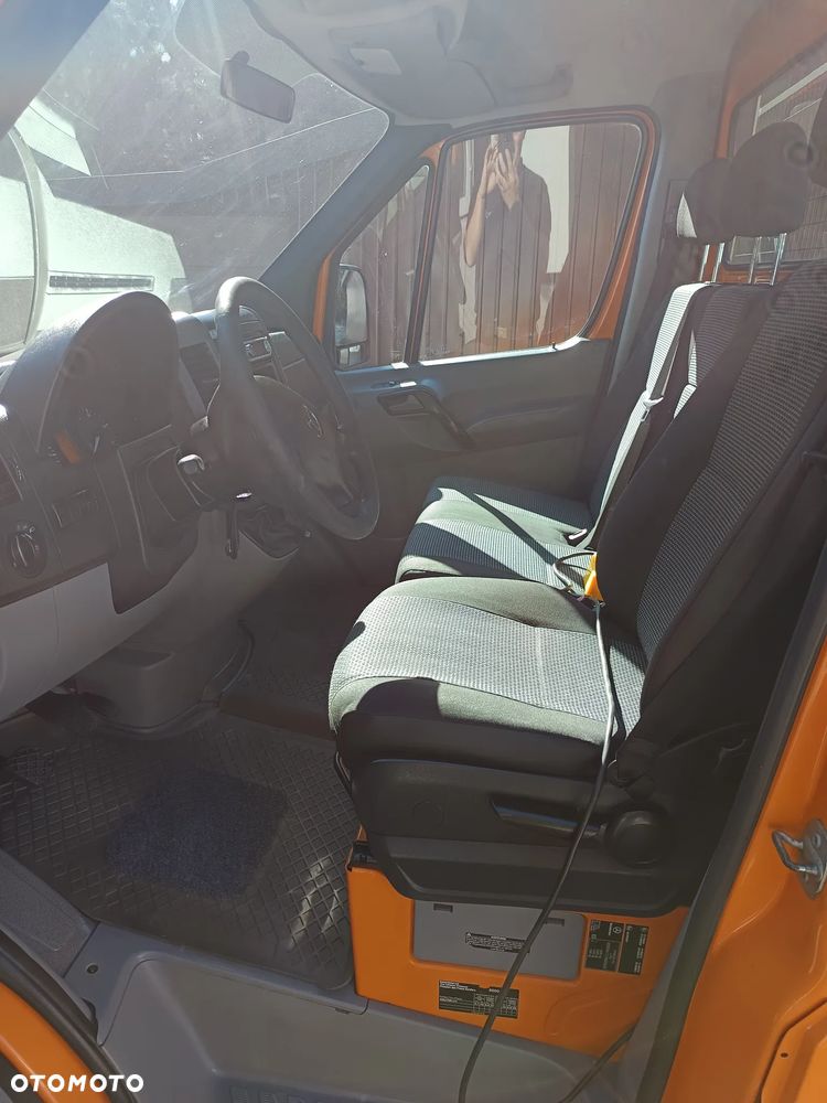 Mercedes-Benz Sprinter 906 - 17