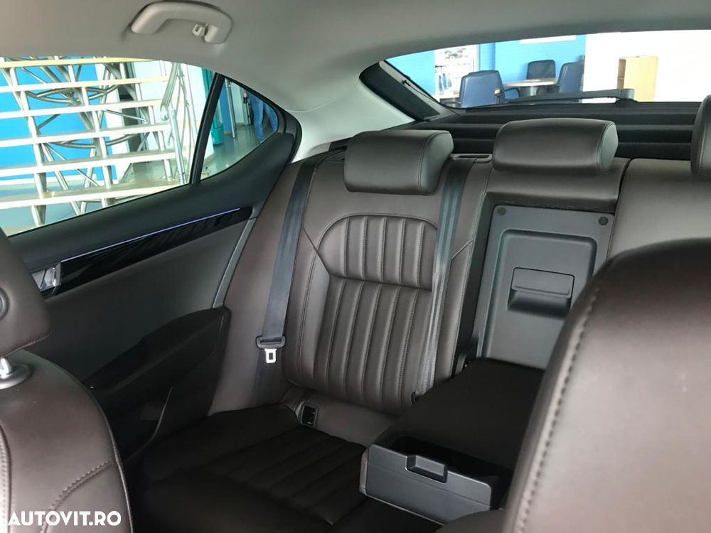 Skoda Superb 2.0 TDI DSG L&K - 18