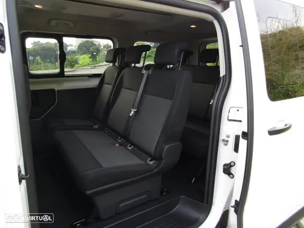 Peugeot Traveller 1.5 BlueHDi L2H1 Active Standard - 24