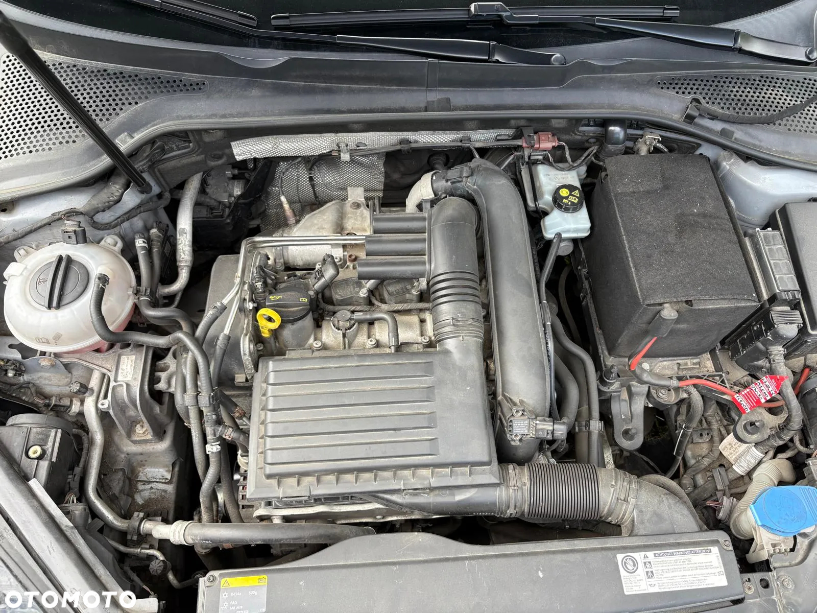 Volkswagen Golf 1.2 TSI BlueMotion Technology Comfortline - 17