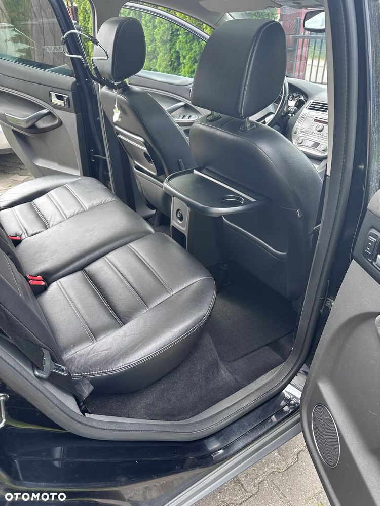 Ford Kuga - 9
