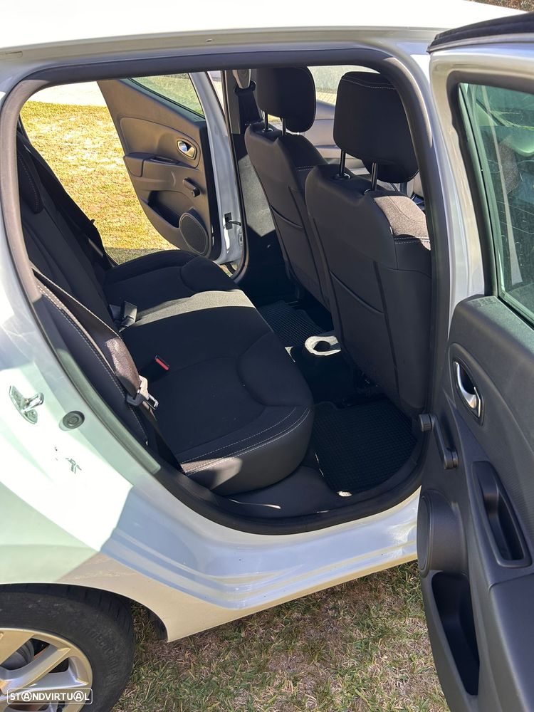 Renault Clio 0.9 TCe Limited - 18