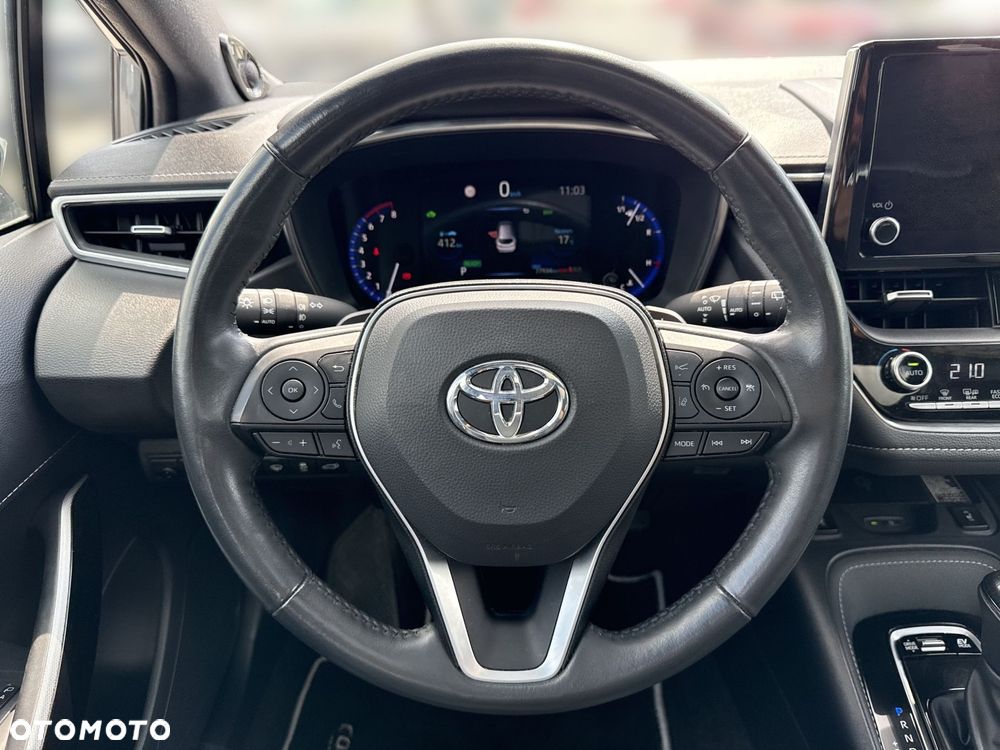 Toyota Corolla - 13
