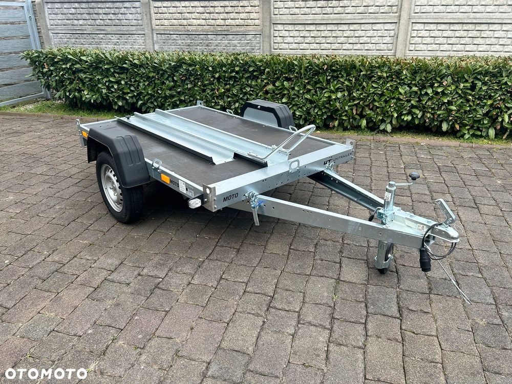 Unitrailer Moto - 1