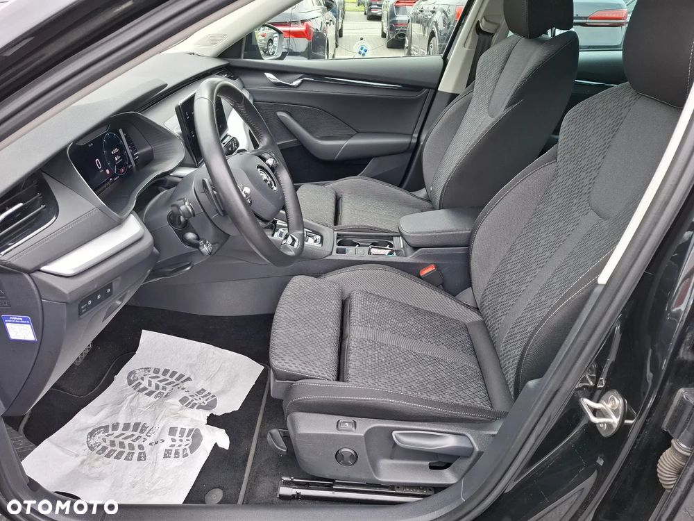 Skoda Octavia Combi 2.0 TDI DSG Clever - 10