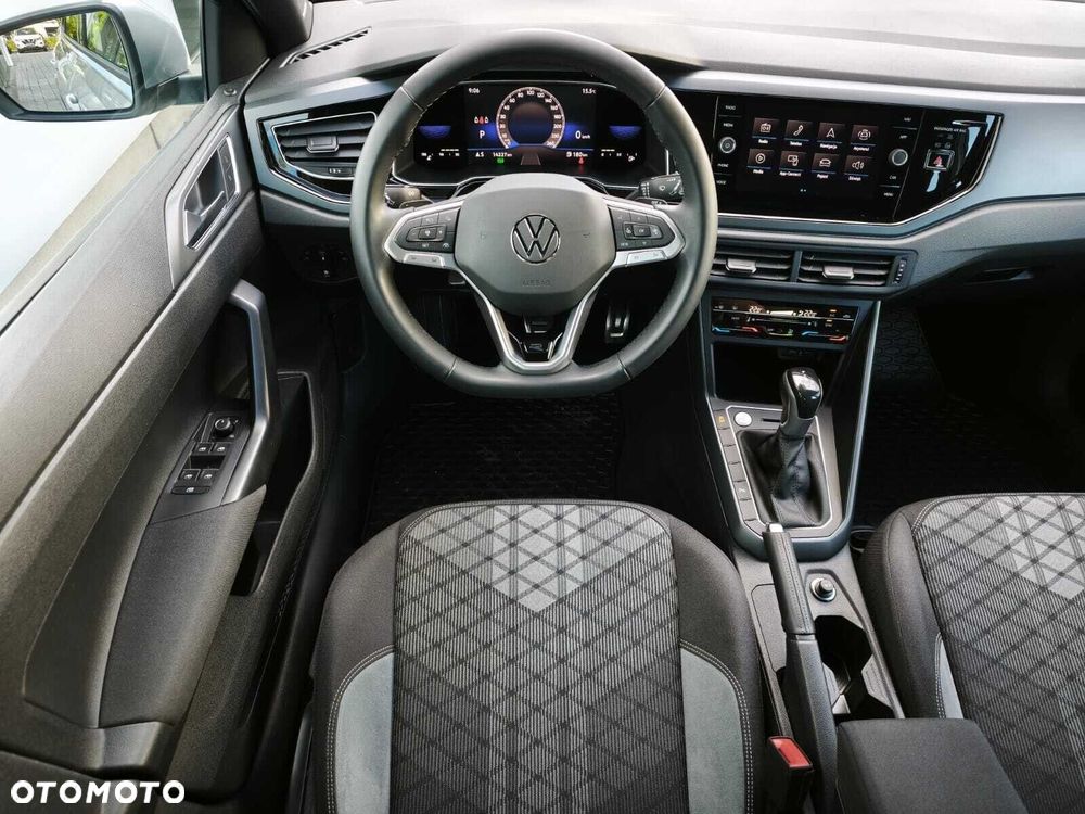 Volkswagen Polo 1.0 TSI R-Line DSG - 7