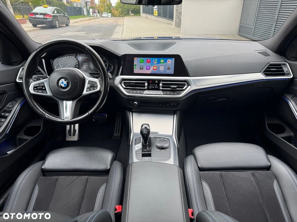 BMW Seria 3 318d M Sport - 12