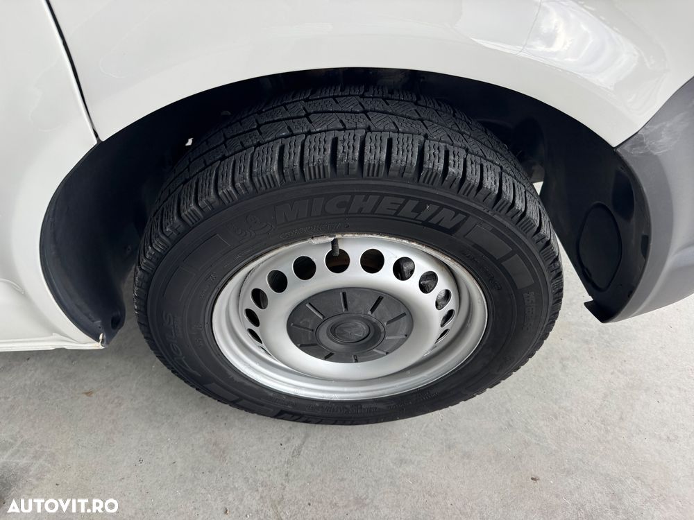 Volkswagen Transporter cu rafturi - 26