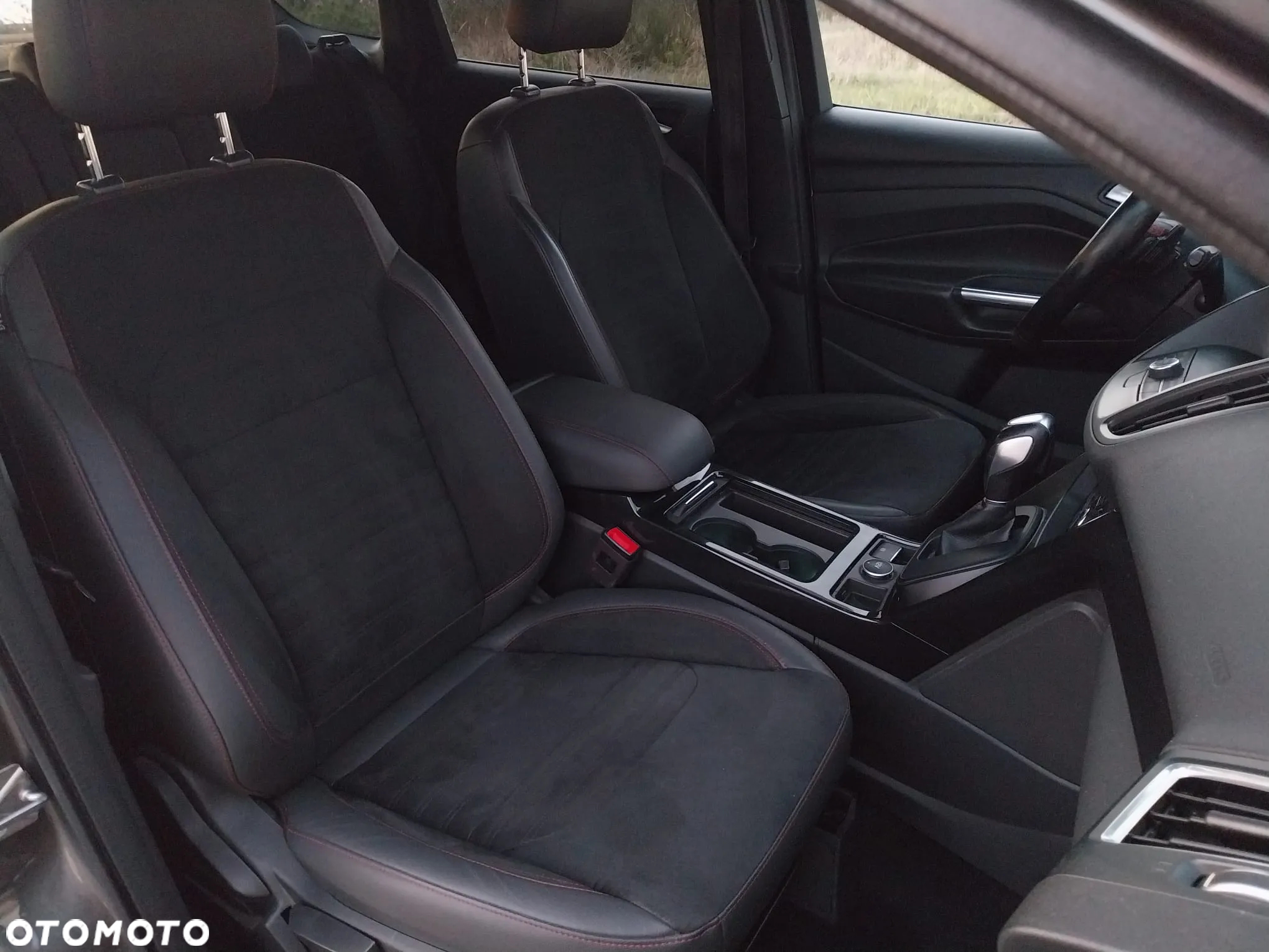 Ford Kuga 1.5 EcoBoost 4x4 ST-Line - 21