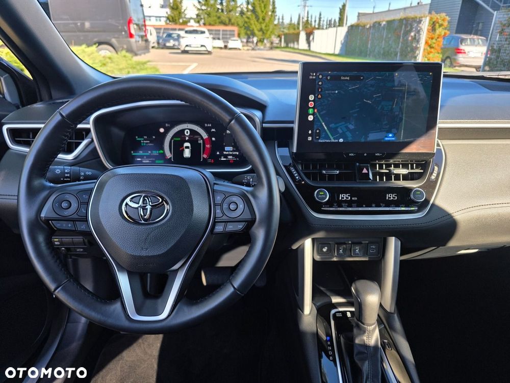 Toyota Corolla Cross - 14