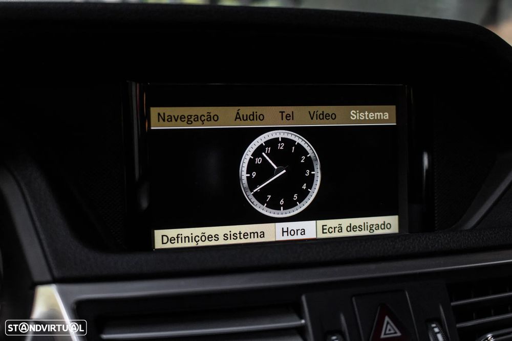 Mercedes-Benz E 250 CDi Avantgarde BlueEfficiency Auto. - 35