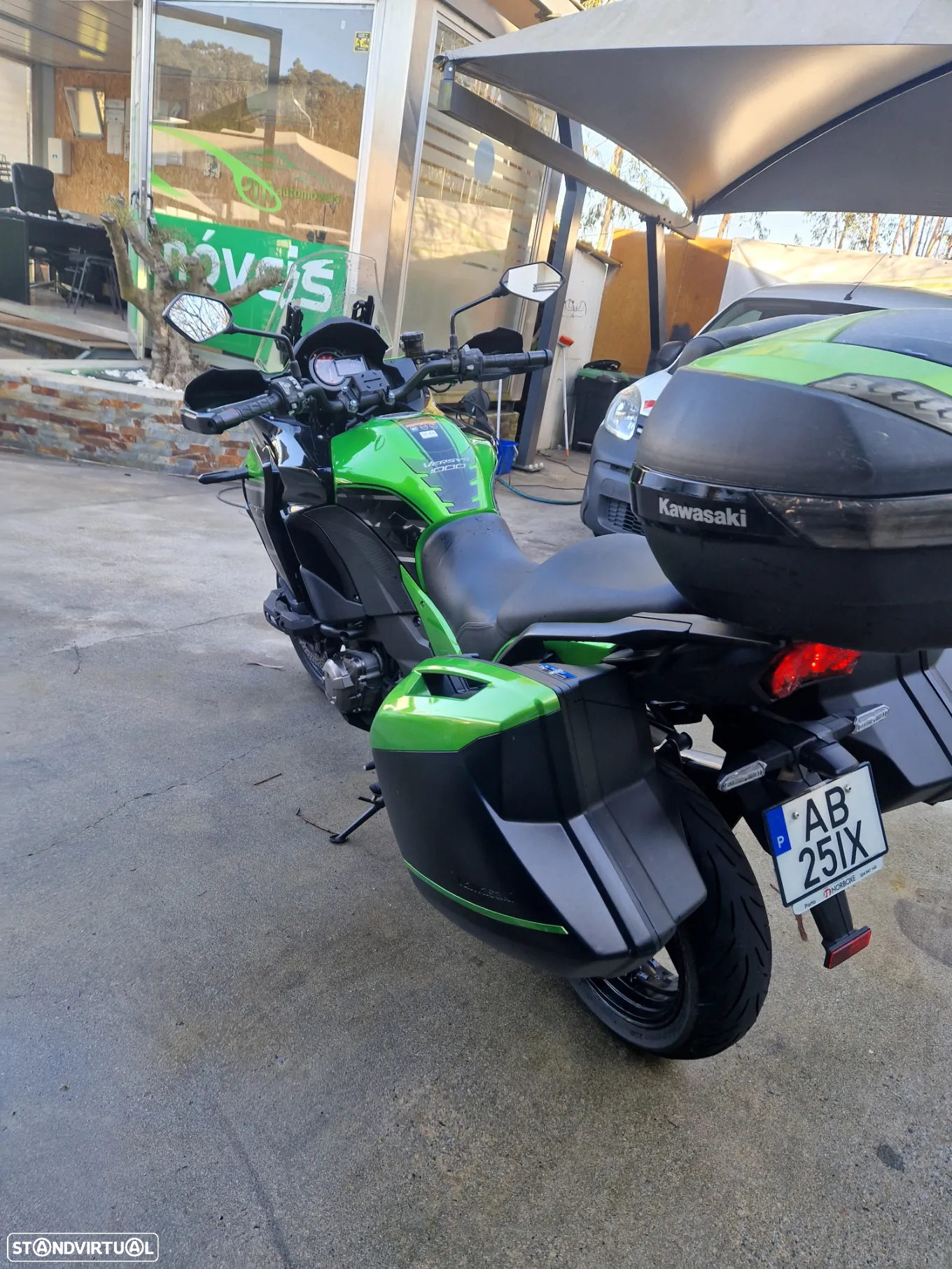 Kawasaki Versys SE Grand Tourer - 4