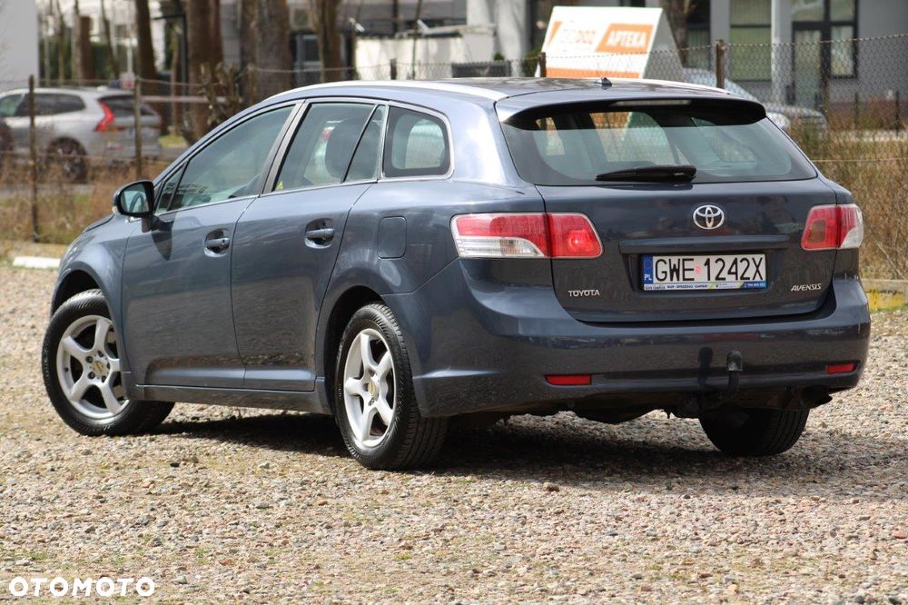 Toyota Avensis 1.6 Business Edition - 39