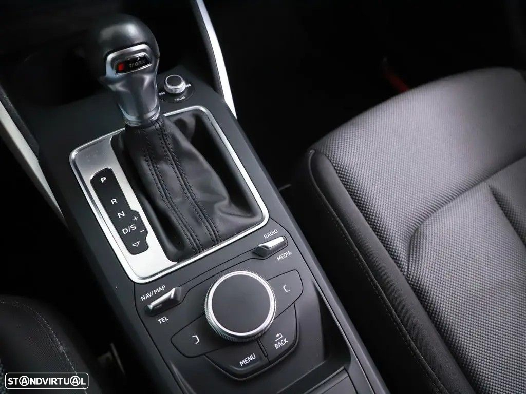 Audi Q2 30 TFSI Sport S tronic - 17