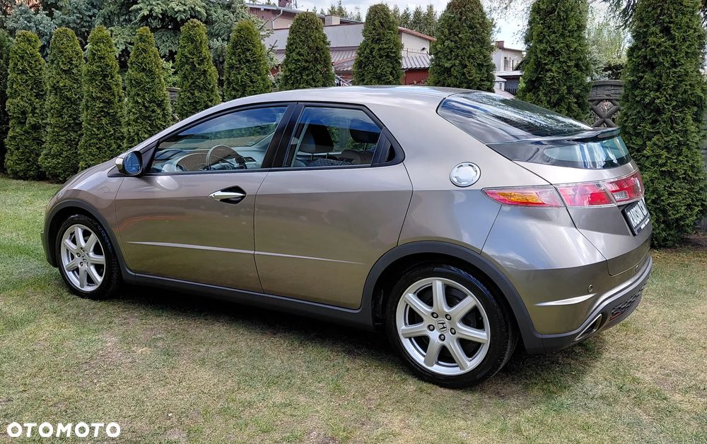 Honda Civic 1.8i-VTEC Sport - 8