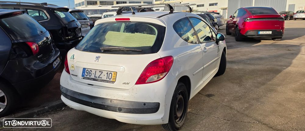 Peugeot 207 1.4Hdi de 2011 para peças - 3