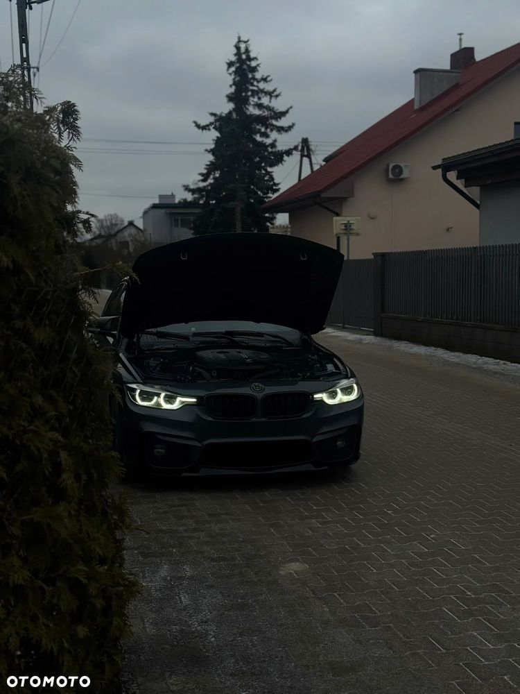 BMW Seria 3 340i M Sport Shadow - 11