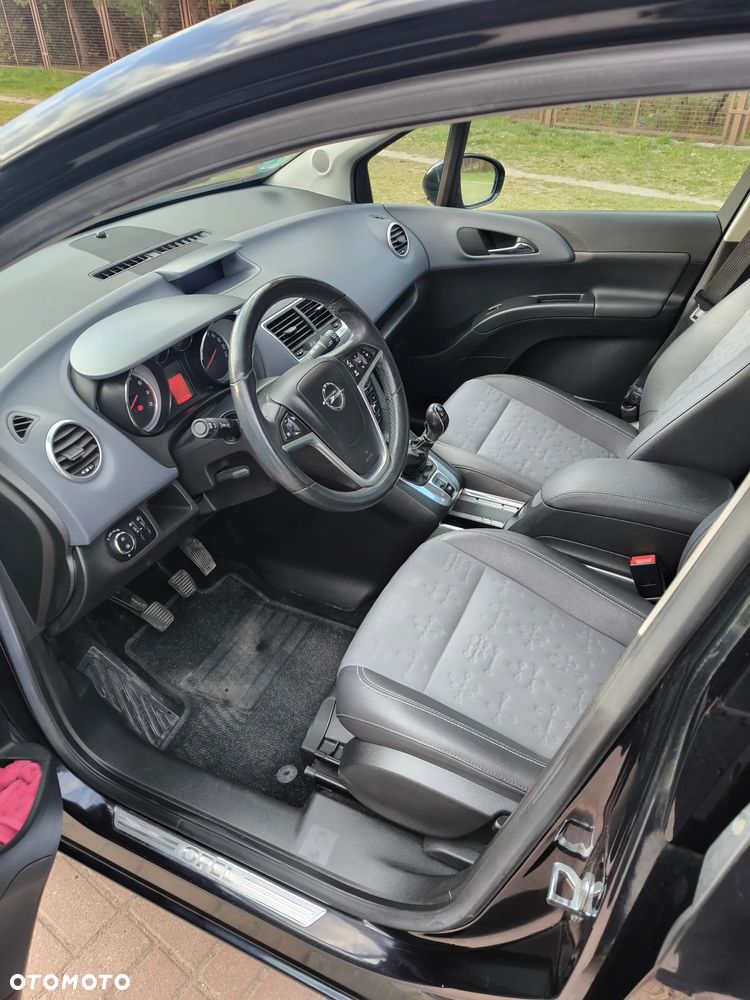 Opel Meriva 1.4 T Cosmo - 15