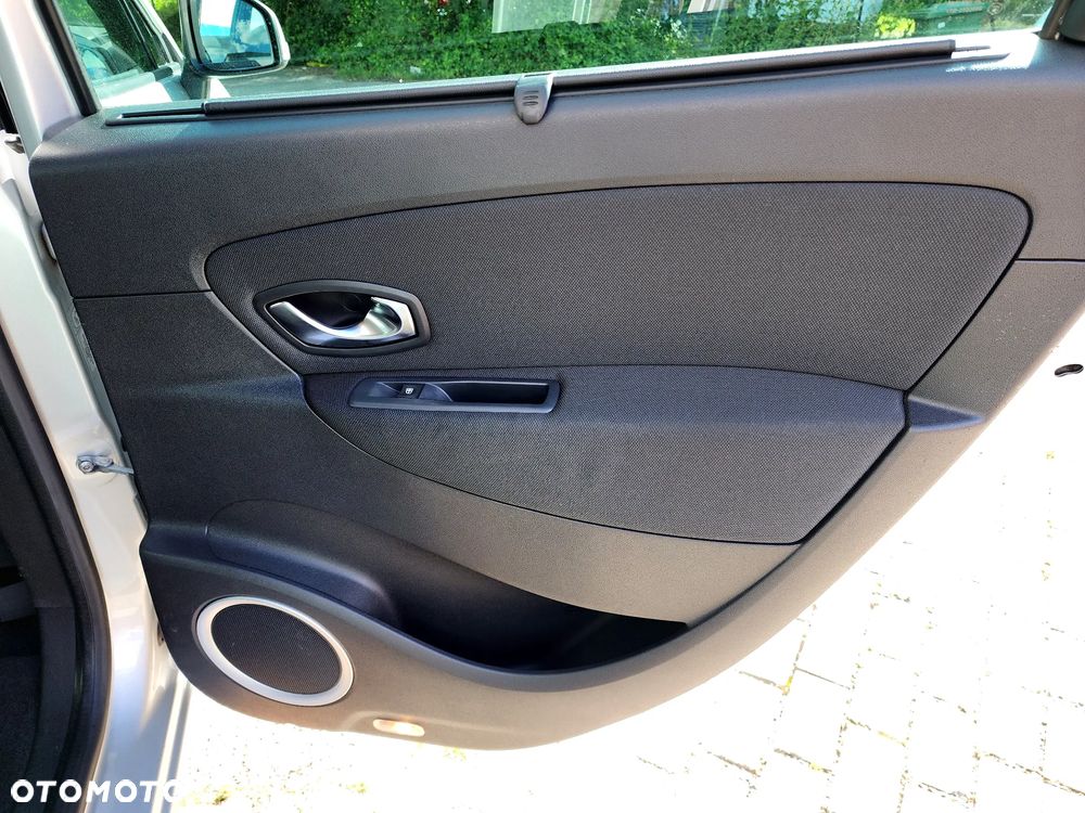 Renault Scenic 1.6 16V 110 Dynamique - 37