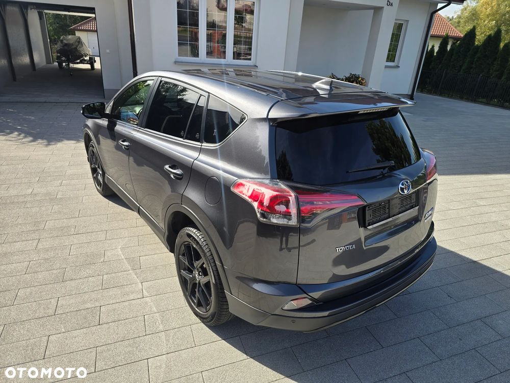Toyota RAV4 - 5