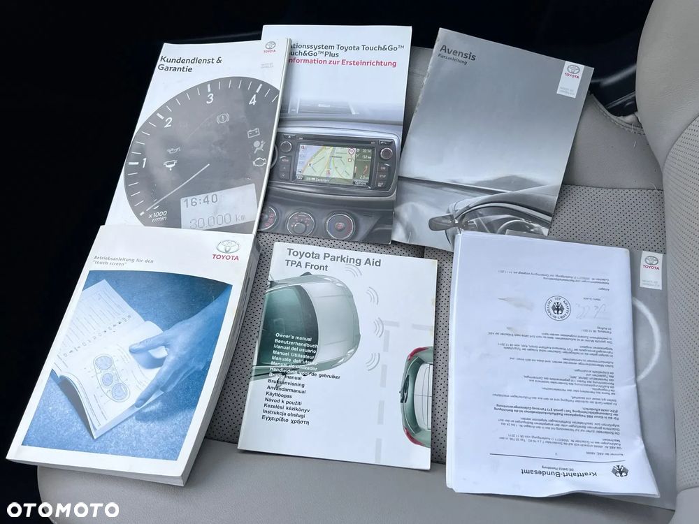 Toyota Avensis 1.8 Premium MS - 2