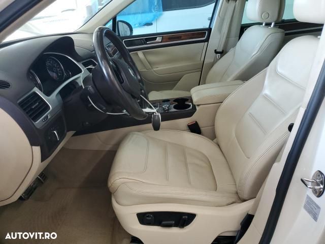 Volkswagen Touareg - 7