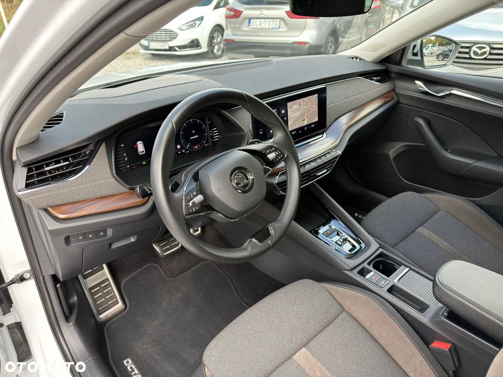 Skoda Octavia 2.0 TDI DSG 4x4 Scout - 13