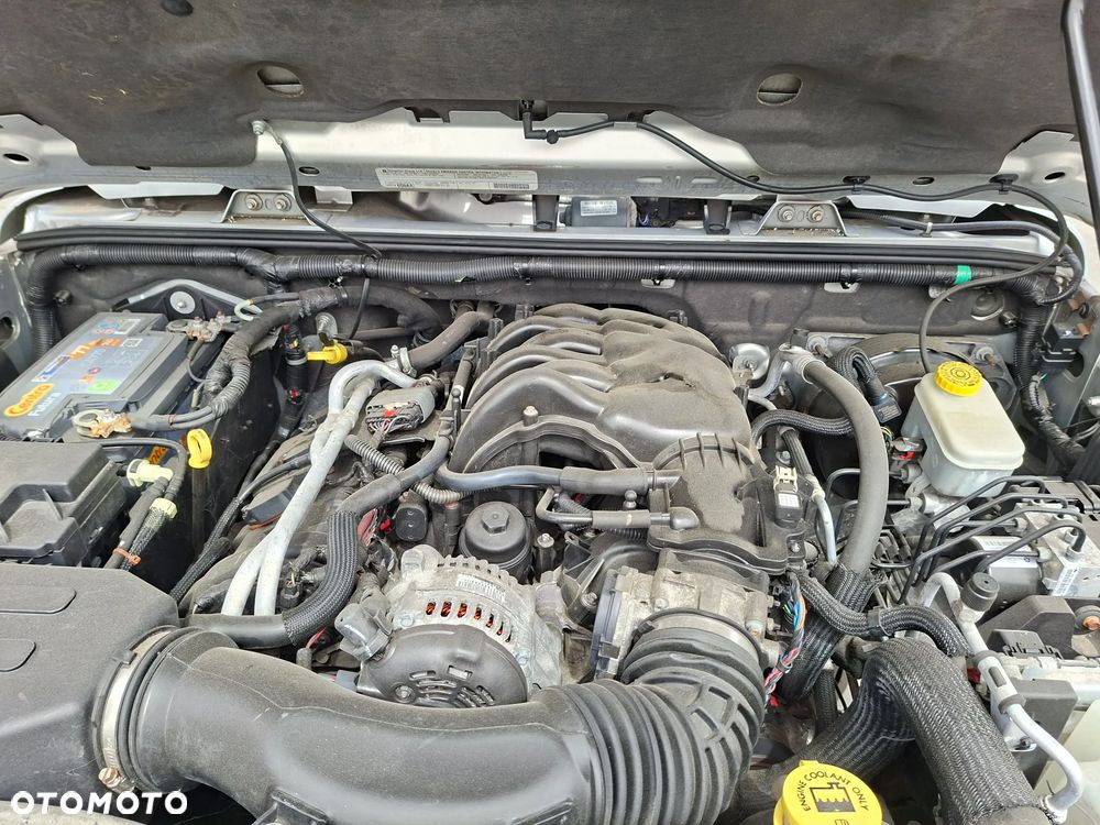 Jeep Wrangler Unlimited 3.6 Automatik Sahara - 10