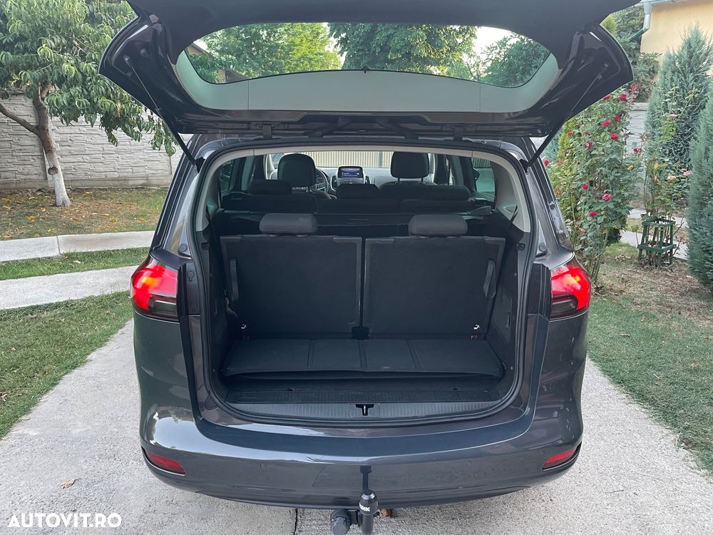 Opel Zafira - 16