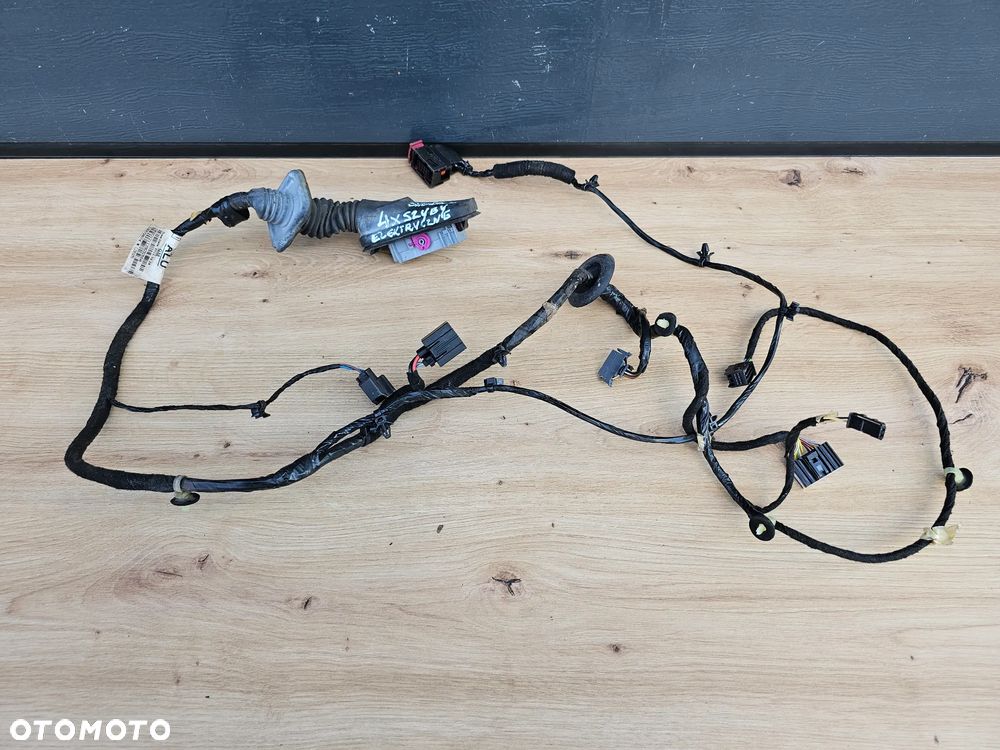 WIĄZKA INSTALACJA DRZWI LEWY PRZÓD OPEL ASTRA J 13372674 ALU