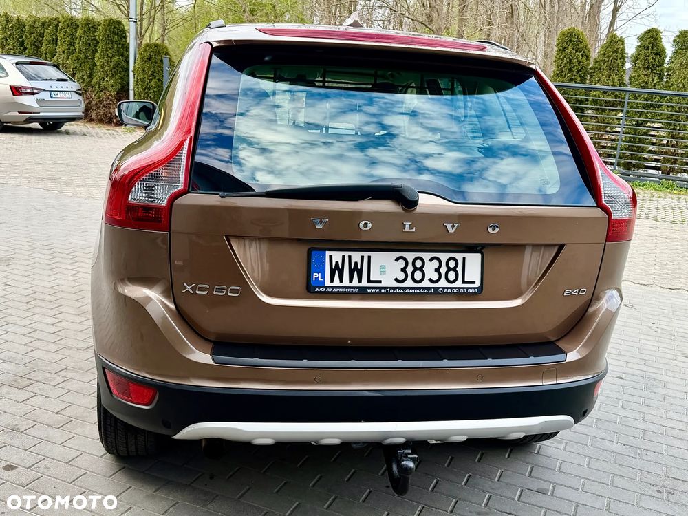 Volvo XC 60 2.4D Summum - 7