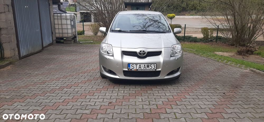 Toyota Auris 1.6 VVT-i Prestige - 1