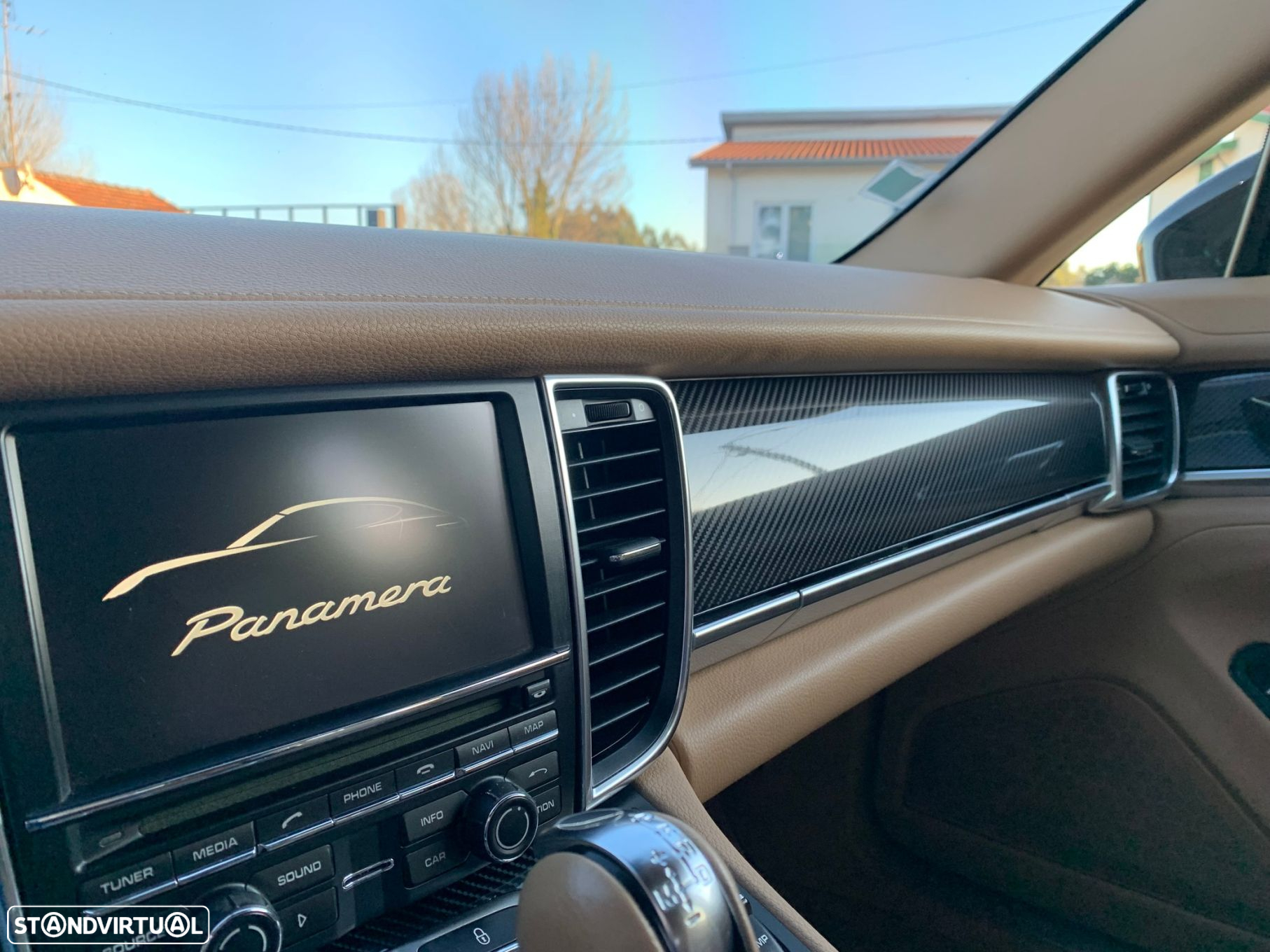Porsche Panamera Standard - 18