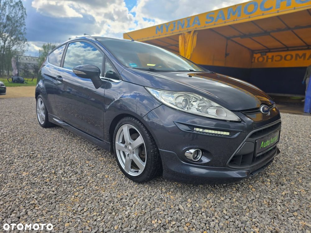 Ford Fiesta - 8