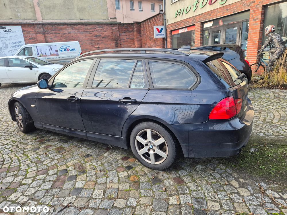 BMW Seria 3 320d DPF - 3