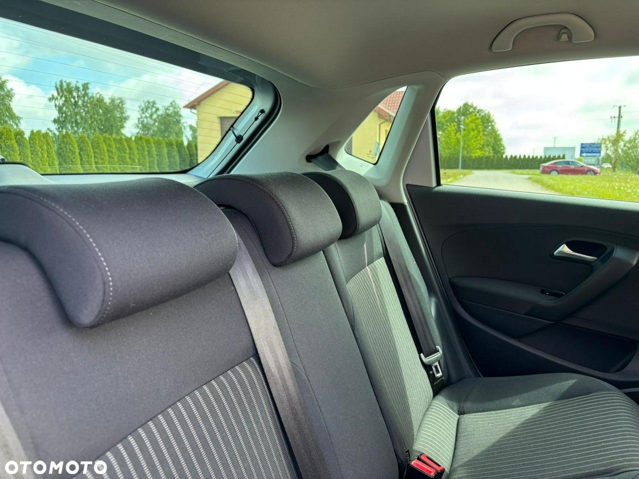 Volkswagen Polo 1.4 16V Comfortline DSG - 22