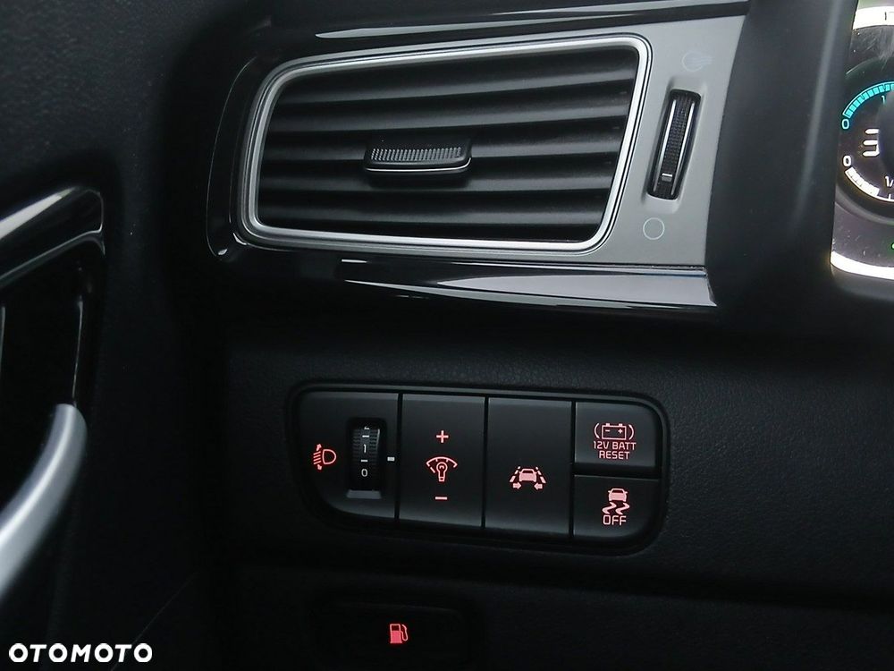 Kia Niro 1.6 GDI Hybrid L - 30