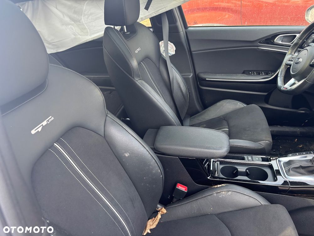 Kia ProCeed 1.4 T-GDI DCT7 OPF GT LINE - 5